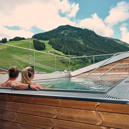 Hotel Hasenauer 4 Sterne Superior Saalbach-Hinterglemm Exterior photo