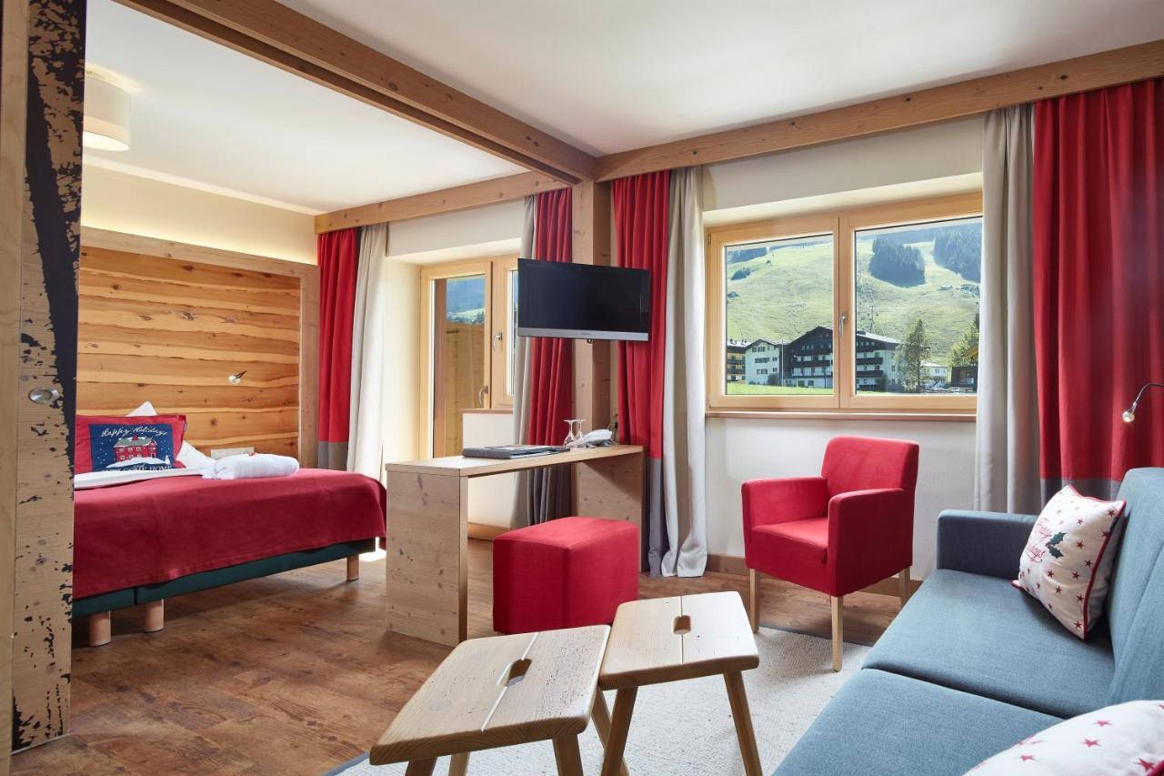Hotel Hasenauer 4 Sterne Superior Saalbach-Hinterglemm Room photo
