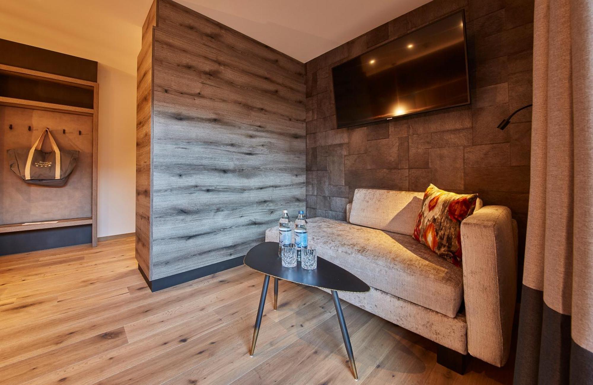 Hotel Hasenauer 4 Sterne Superior Saalbach-Hinterglemm Room photo